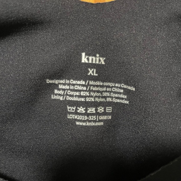 Knix LuxeLift Tank Black wire-free built-in support Size XL - Picture 3 of 4